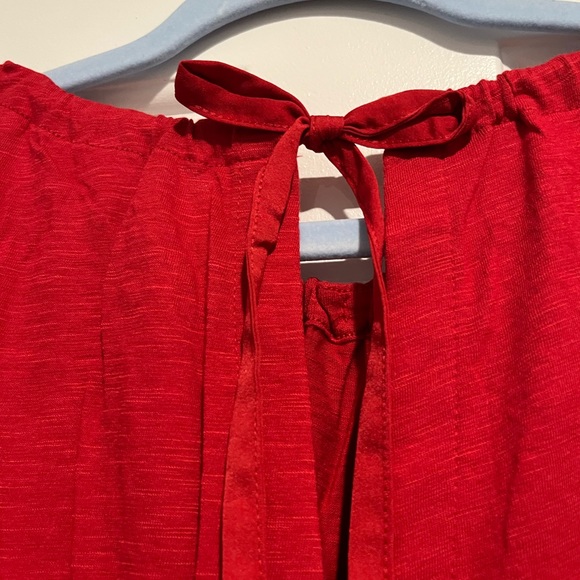 NWT Banana Republic Factory Women’s Red Flutter top - Picture 7 of 8